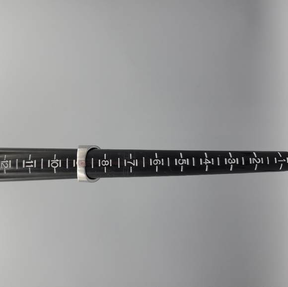 Split Stainless Steel Silvertone Ring - Picture 8 of 9